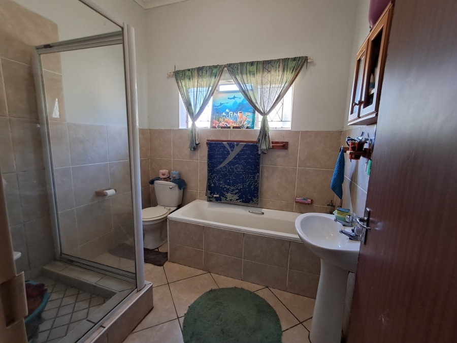 4 Bedroom Property for Sale in Mosel Eastern Cape